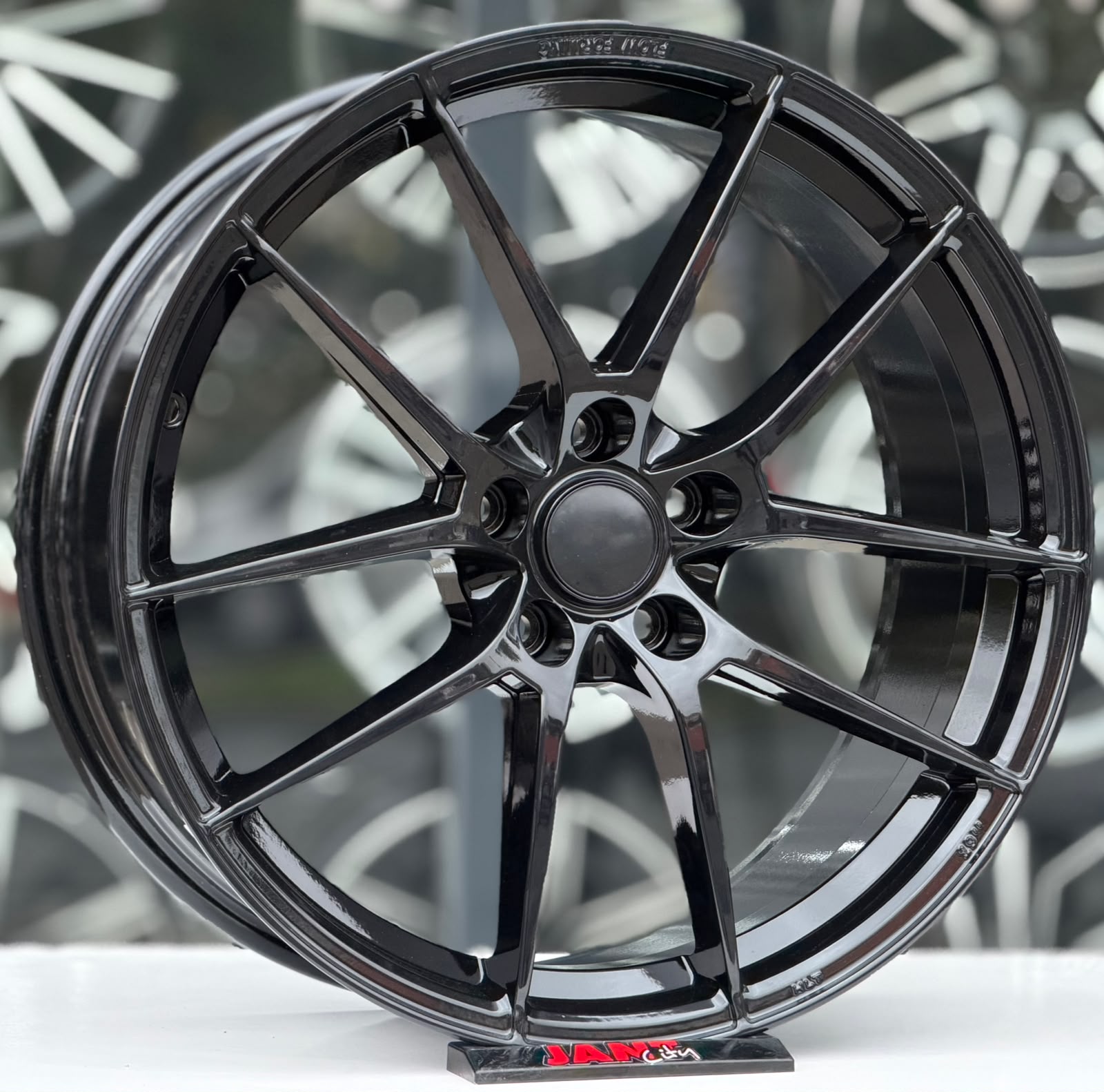 18' 5X100 LEGGERA HLT JANT MODELİ küçük resim 2