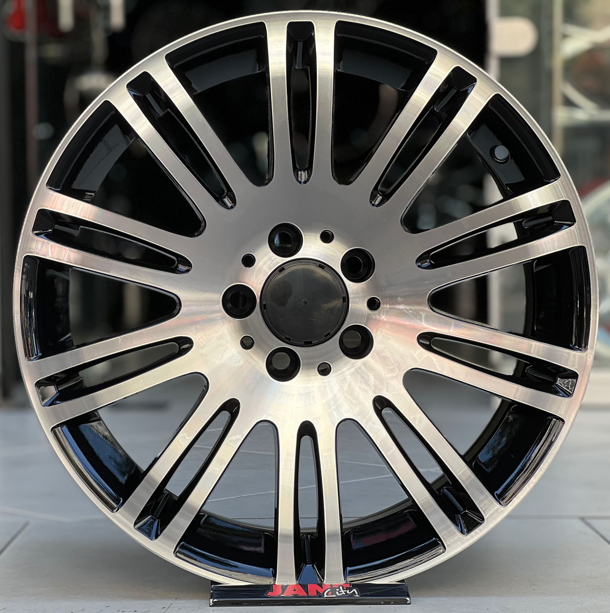 Mercedes 18′ 5X112 MERCEDES W211 AUDI VW UYUMLU JANT MODELİ - Görsel 1