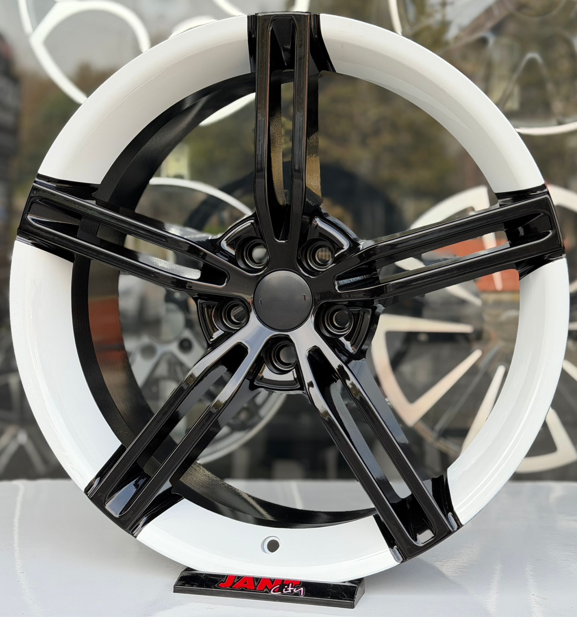 18′ 5X112 TAYCAN JANT MODELİ küçük resim 3
