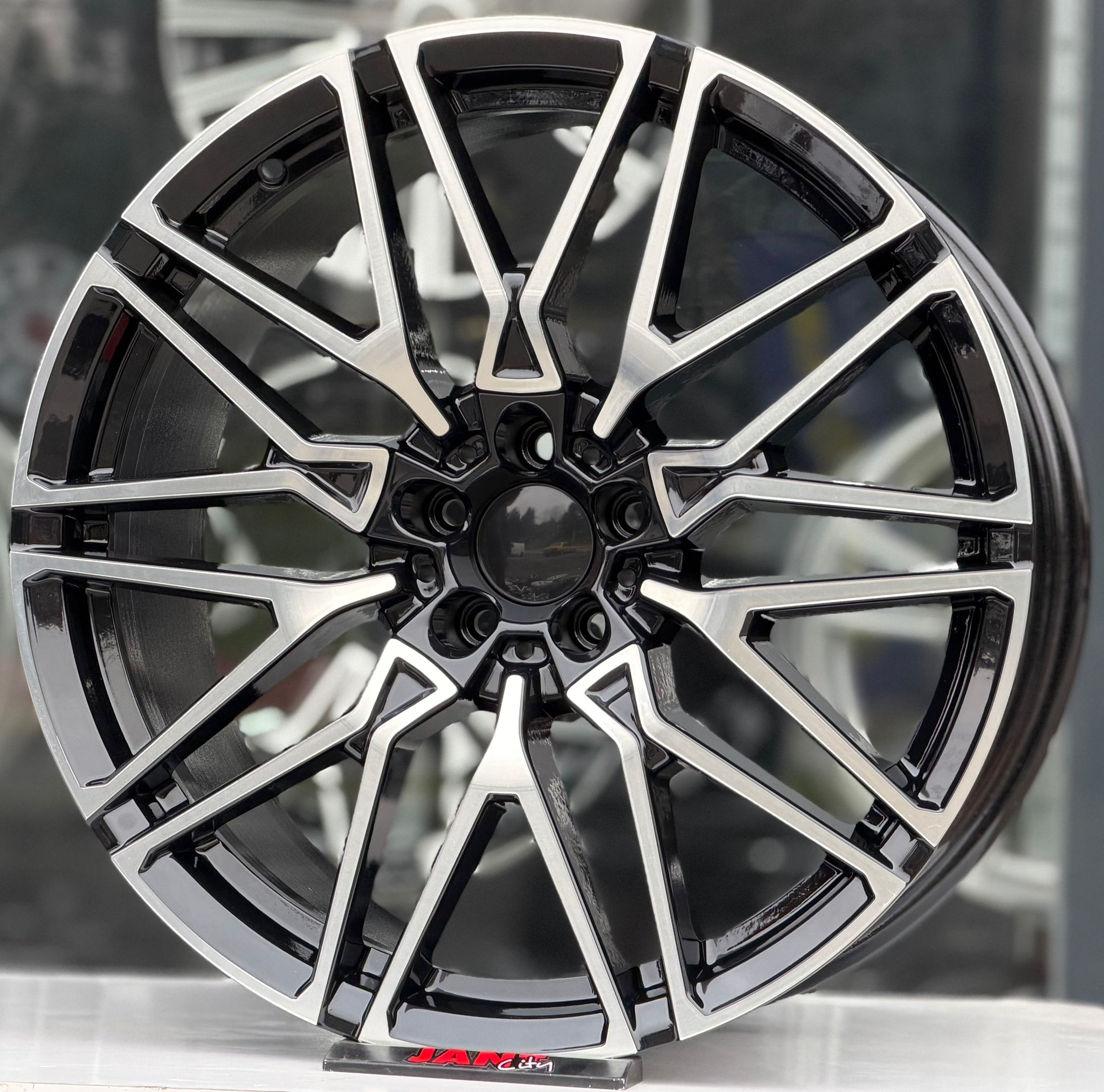 Bmw 21′ 5X112 BMW X6 M JANT MODELİ küçük resim 3